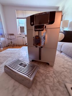 Cuisinart Espresso Defined EM-1000 Fully Automatic Espresso Machine