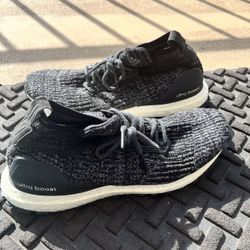adidas gazelle silver green womens adidas Men's Ultraboost 22 Running Shoes, Size 8, Black/Solar Green