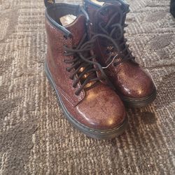 Boots 👢 👢  Size 9