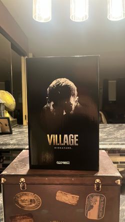 Resident evil Village: 12 inch chris redfield statuette