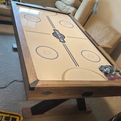 Air Hockey Table