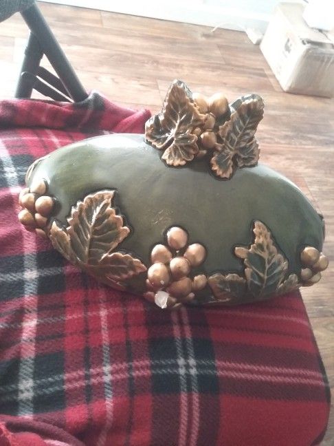 1958 Vintage Universal Statuary Green And Gold Fountain Wall