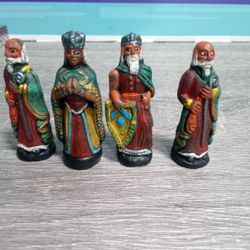 Vtg Peruvian Inca vs Spanish Conquistador Chess Set
