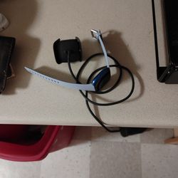Fit Bit Versa Lite 2 with charger