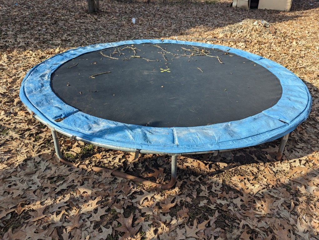 Trampoline 