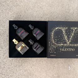Valentino Born in Roma men’s miniature fragrance set