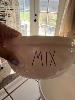 Rae Dunn large mix bowl