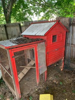 Free Wooden Chicken Coop with Run full setup