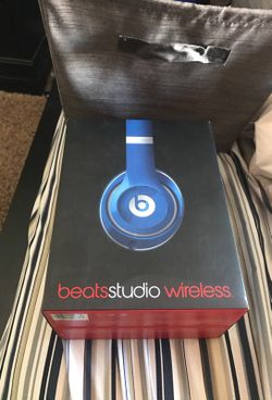 Beats studio wireless ( box only )