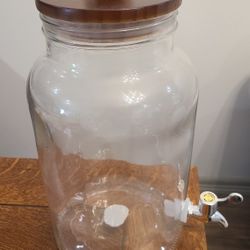 Glass Water Dispenser