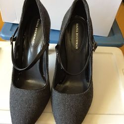 Heels Size 6 