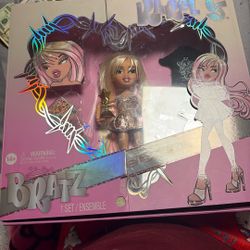 Karol G Bratz
