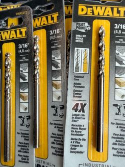 8 Dewalt 3/16 Drillbits NEW