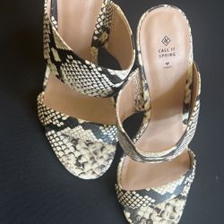 Women’s Shoes