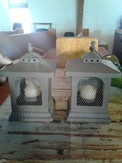 2 Metal Hanging Candle Holders