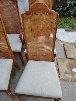 4 Chairs