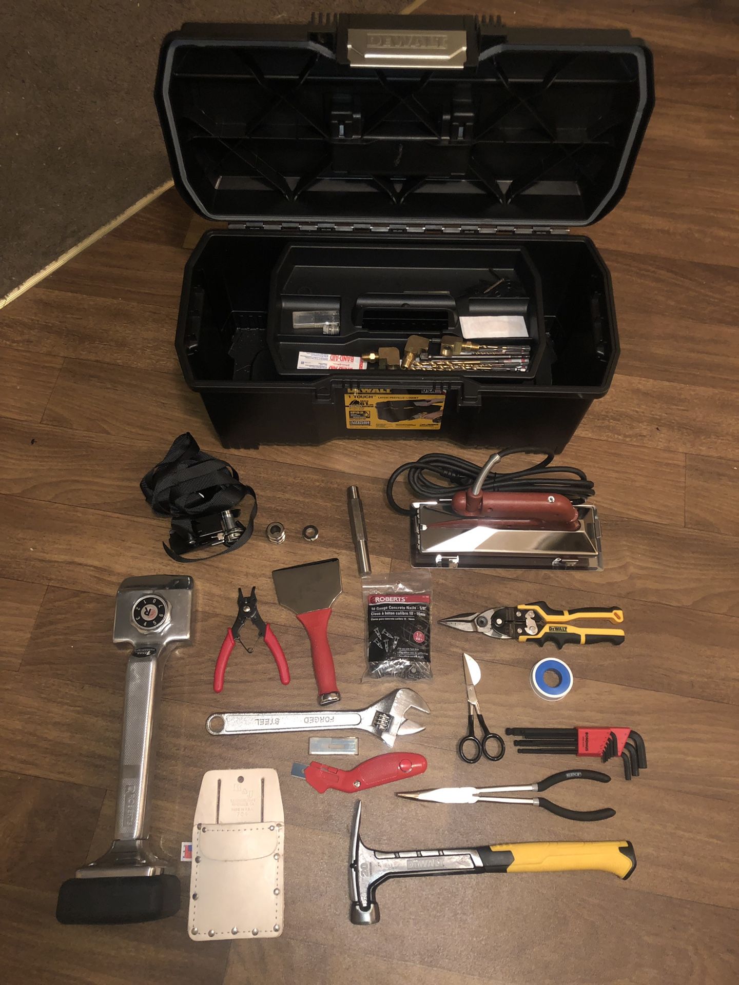 Carpet Cleaning Tools! (Herramientas para Alfombras)