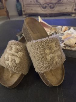 Tory Burch 10