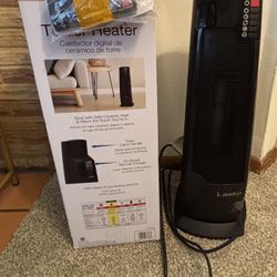 Lasko 22" 1500W Oscillating Electric Ceramic Tower Space Heater with Remote, Black.
