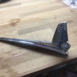 40’s-50-s Frazer Hood Ornament