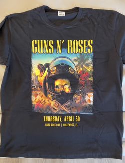 Guns n’ Rises concert shirts