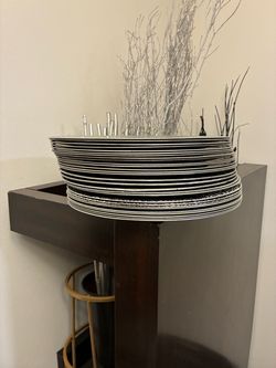 Assorted plates