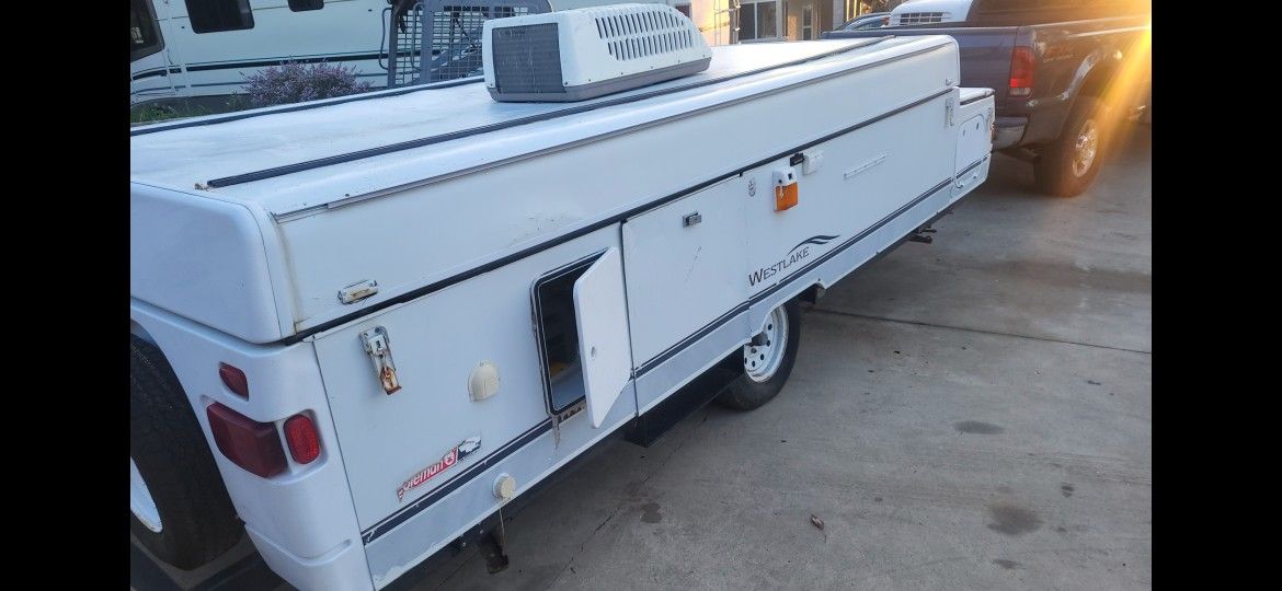 2003 Coleman Trailer