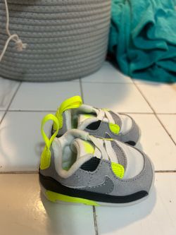 Grey/Neon Nikes — 1C