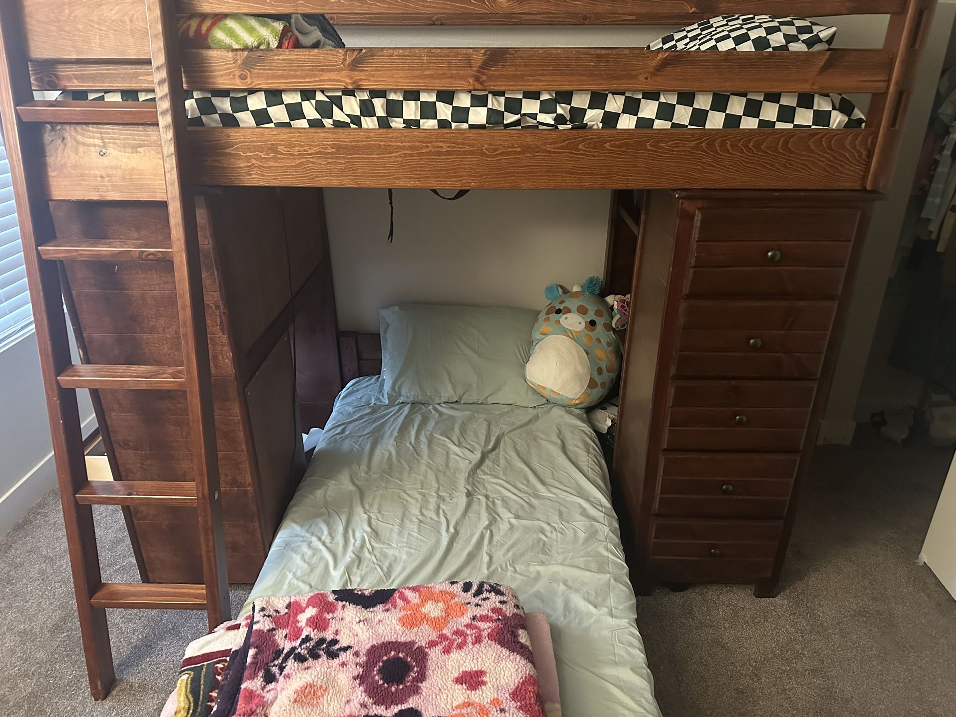 Twin Maple Bunk Bed 