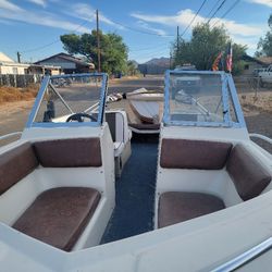 Boat Lake Ready 72 Chrystler Sport Satellite 