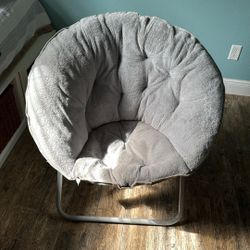 $50 Fluffy Chair Only Been Used A Few Time