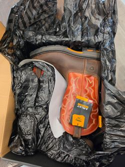 New Ariat Steel Toe Boots