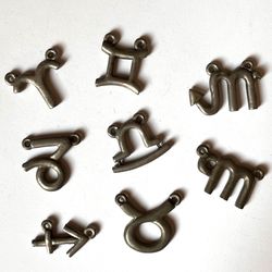 Vintage Mini Lot // 8 Zodiac Sign Charms