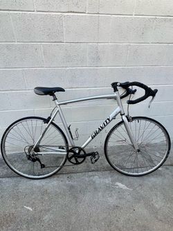 Gravity Avenue A road bike OBO