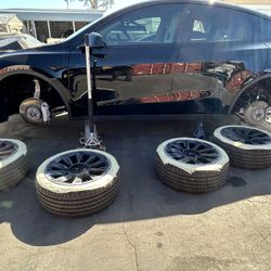 Tesla Wheels