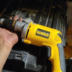 Dewalt