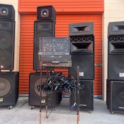 DJ Equipment 