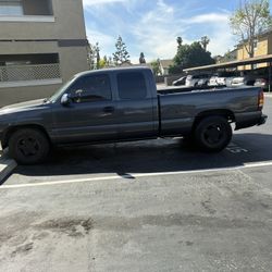 2001 Chevy Silverado extended Cab ls 4.8 v8 automatic
