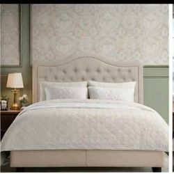 Upholstered QUEEN Bed Frame - Luxurious Headboard, Elegant Platform Design, Beige B-25