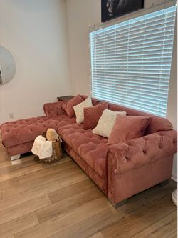 Sectional couch