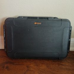 ✨️Elephant Elite Waterproof Hard Shell Protective Case Made In Italy✨️