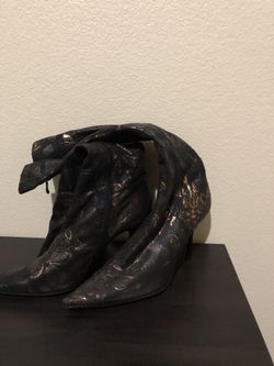 5 Seasons Brand Boots Black With Gold Flowers