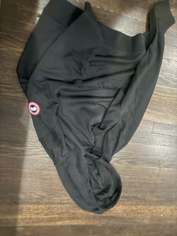 Canada Goose Sweat Shirt