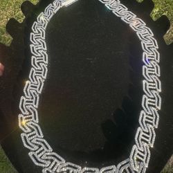 Men’s Diamond iced  Cuban Chain 