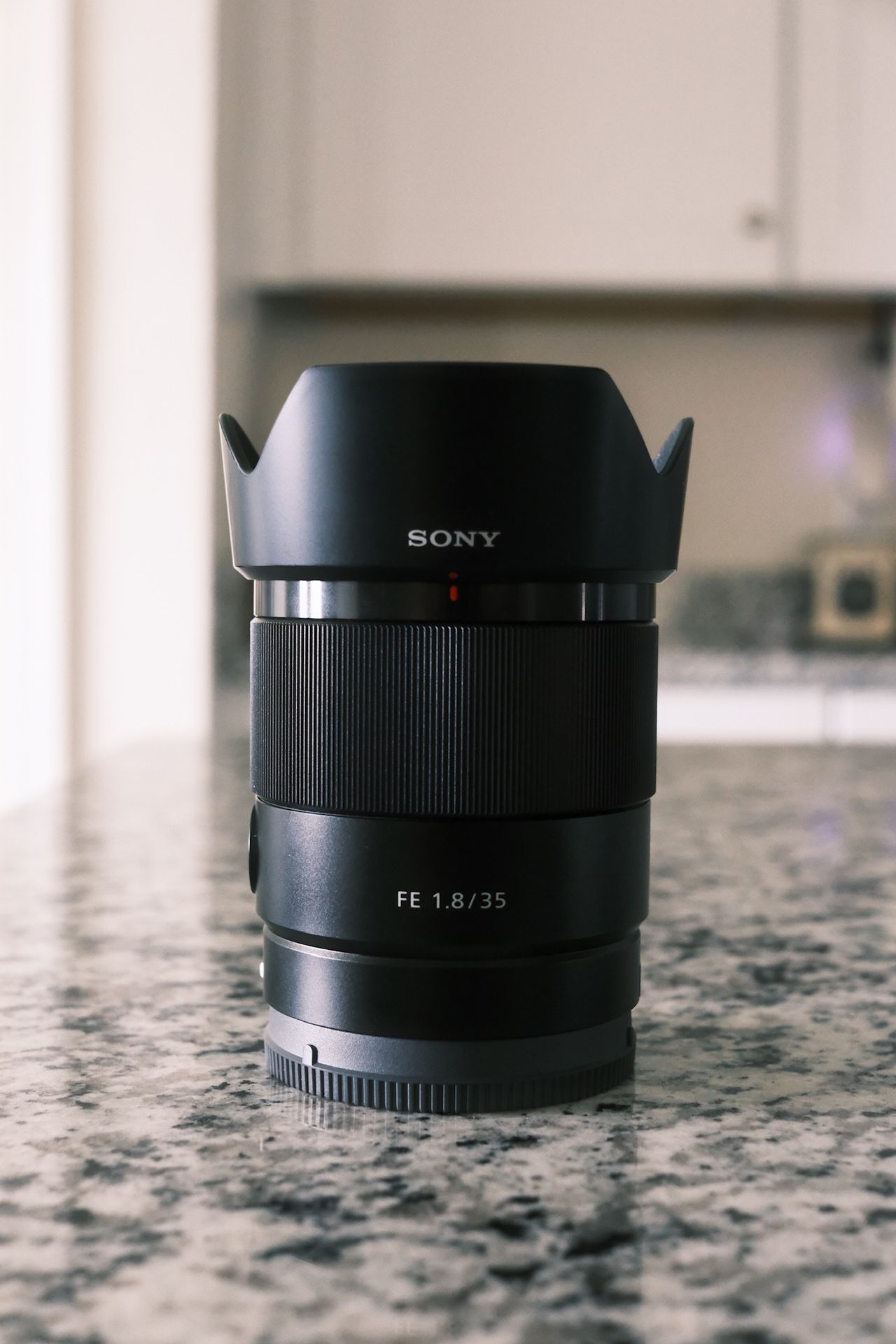 Sony - 35mm f/1.8 FE Wide-Angle Lens for Select E-Mount Cameras - Black