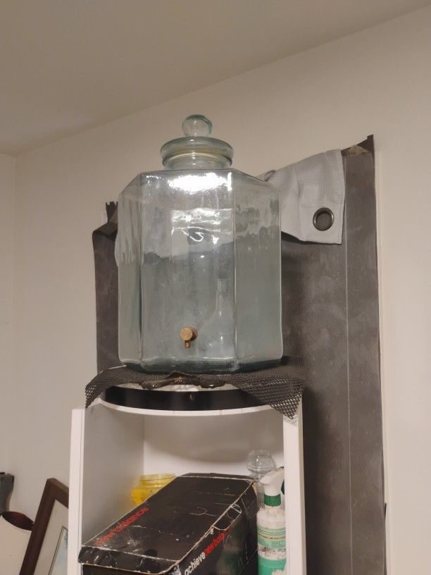 00 Antique 5 Gallon Glass Water Jug