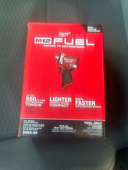 Milwaukee M12 FUEL 1/2" Stubby Impact Wrench
