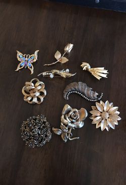 Vintage Costume Jewelry