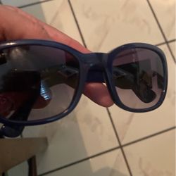 TODS SUNGLASES USED GOOD CONDITION