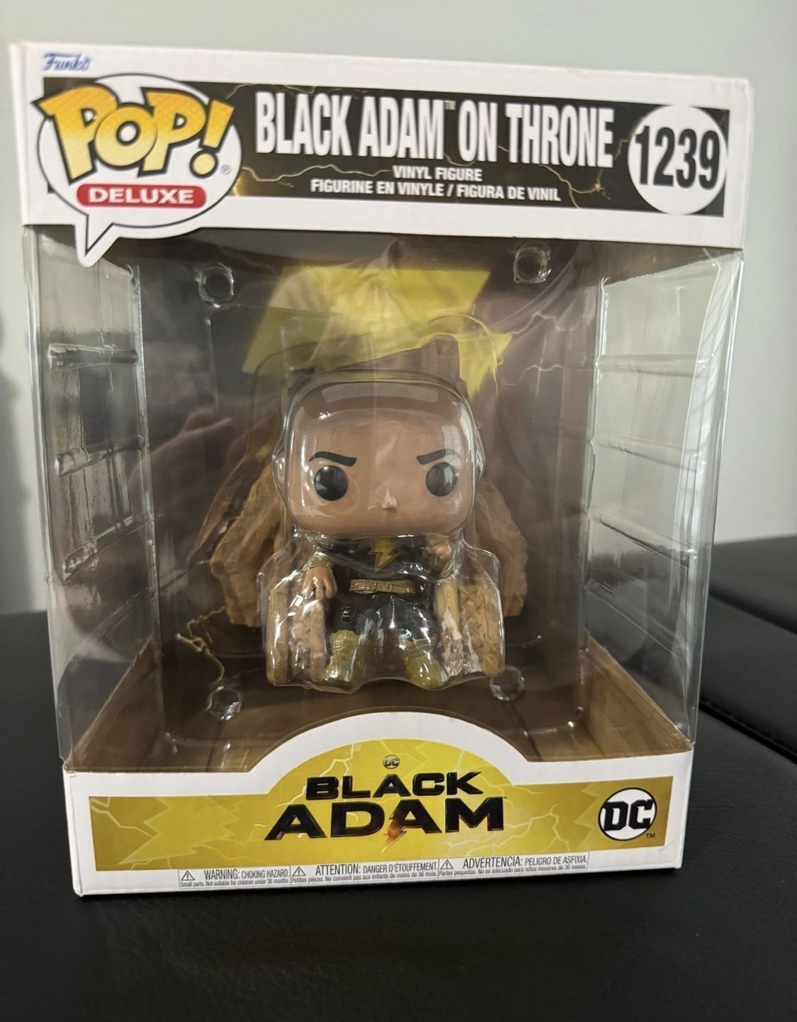 Funko Pop! Movies: Black Adam - Black Adam on Throne (1239) figurine